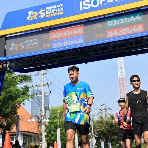 Race photo from SURABAYA ISOPLUS MARATHON 2026