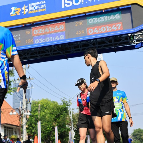 Race photo from SURABAYA ISOPLUS MARATHON 2026