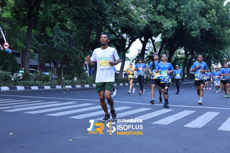 Race photo from SURABAYA ISOPLUS MARATHON 2025