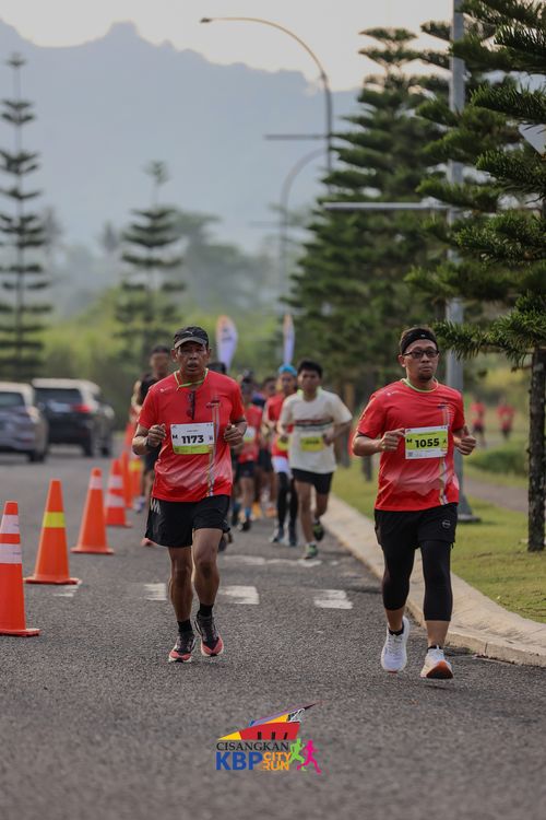 Race photo from CISANGKAN KBP CITY RUN 2025