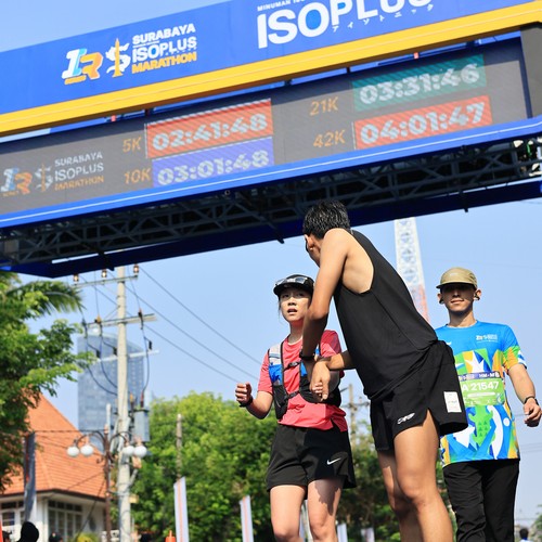 Race photo from SURABAYA ISOPLUS MARATHON 2026