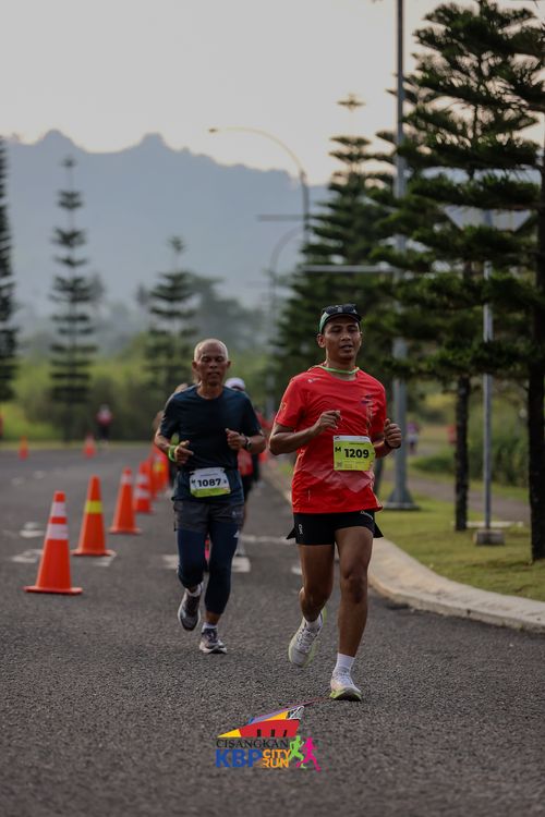 Race photo from CISANGKAN KBP CITY RUN 2025