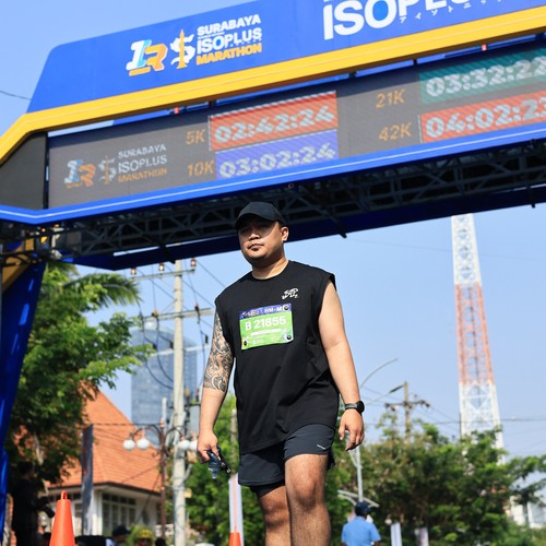 Race photo from SURABAYA ISOPLUS MARATHON 2026