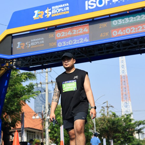 Race photo from SURABAYA ISOPLUS MARATHON 2026