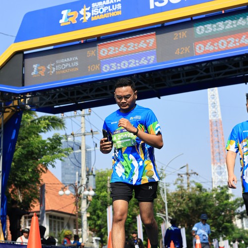 Race photo from SURABAYA ISOPLUS MARATHON 2026