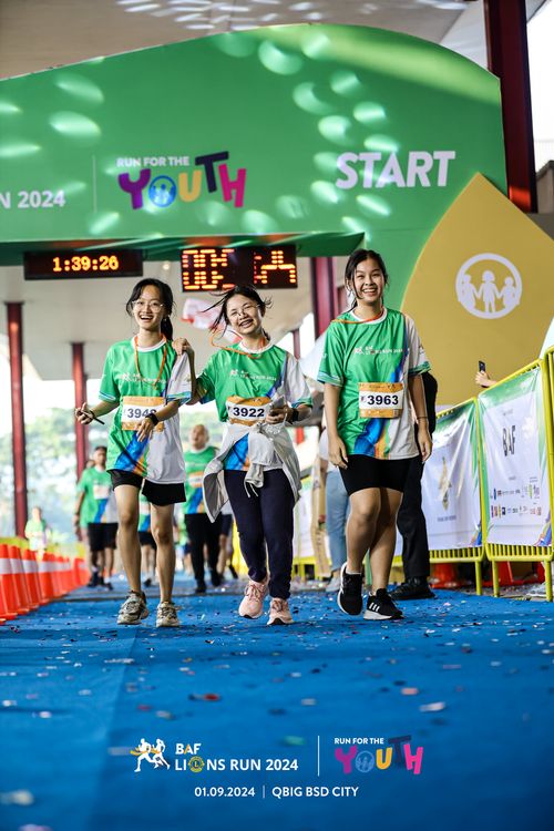 Race photo from BAF LIONS RUN 2024