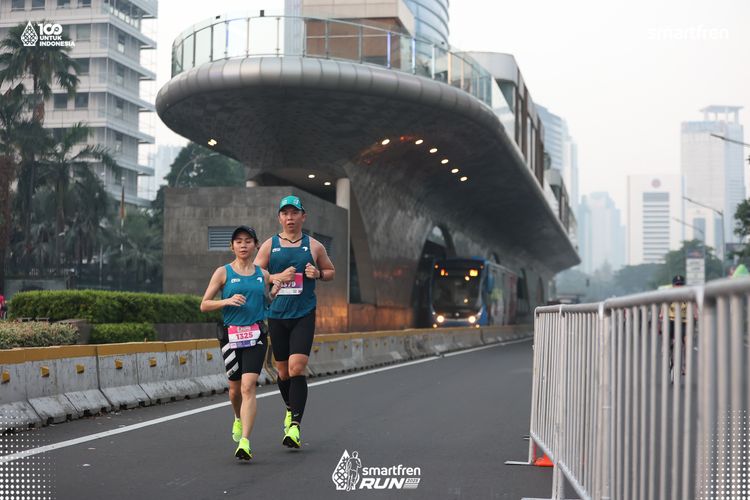 Race photo from Smartfren Run 2025 