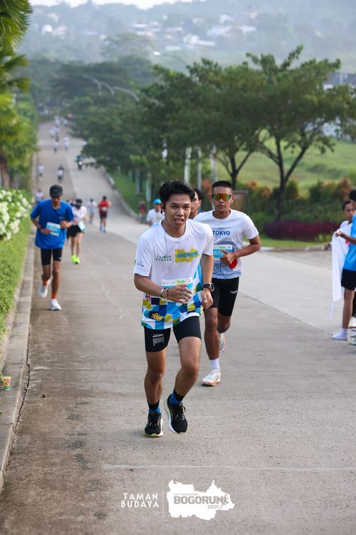 Race photo from Taman Budaya x BOGORUN 2025