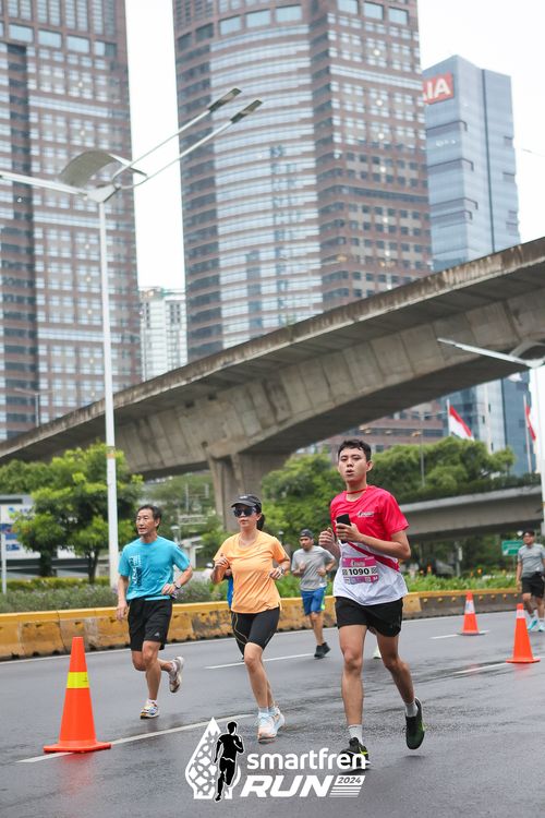 Race photo from Smartfren Run 2024