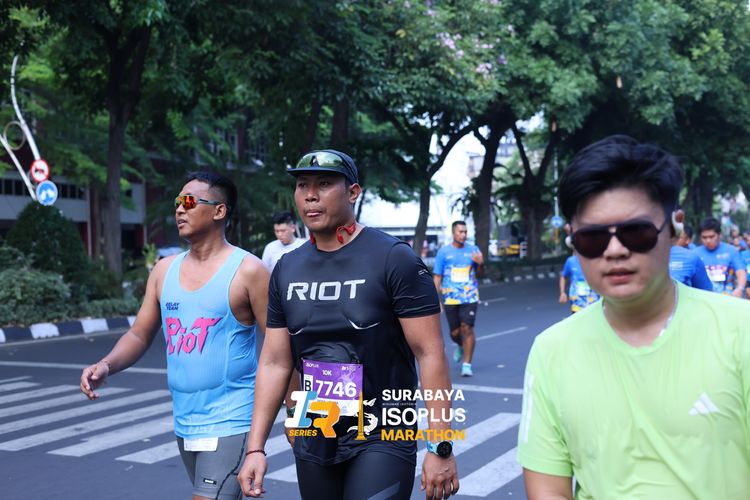 Race photo from SURABAYA ISOPLUS MARATHON 2025