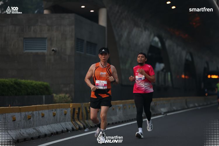 Race photo from Smartfren Run 2025 