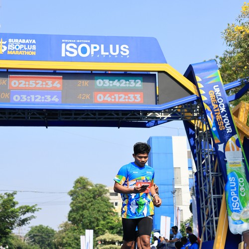 Race photo from SURABAYA ISOPLUS MARATHON 2026