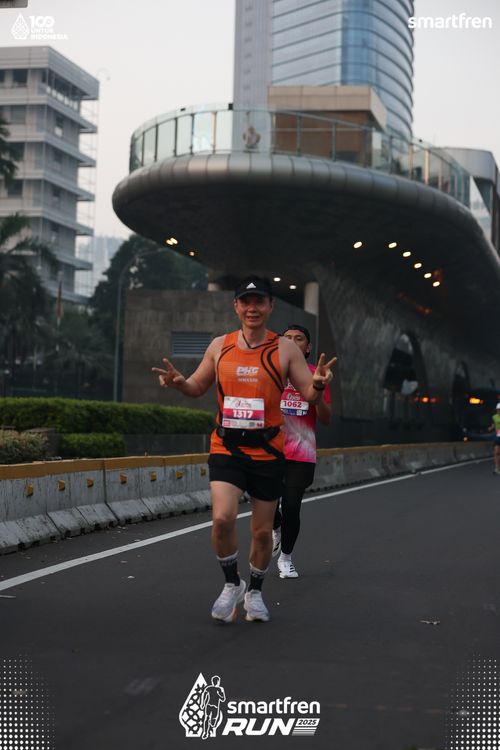 Race photo from Smartfren Run 2025 