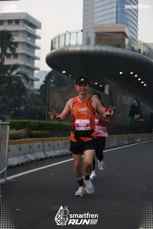 Race photo from Smartfren Run 2025 