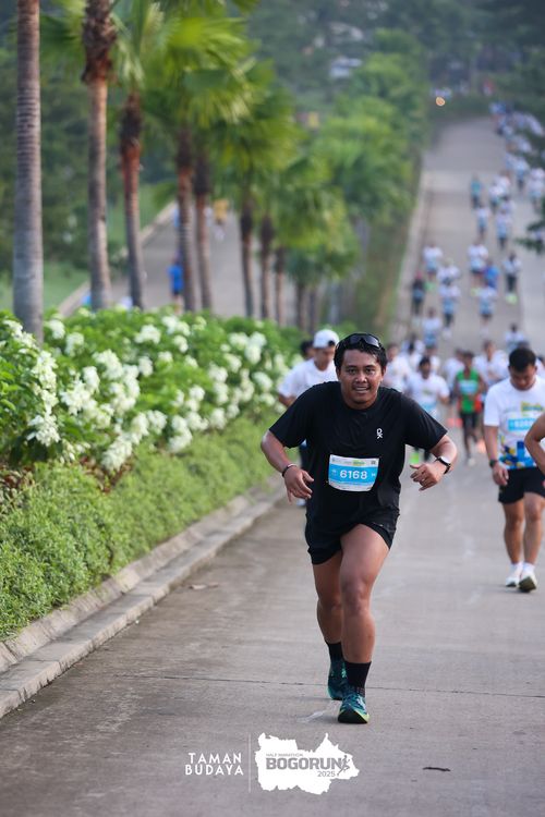 Race photo from Taman Budaya x BOGORUN 2025