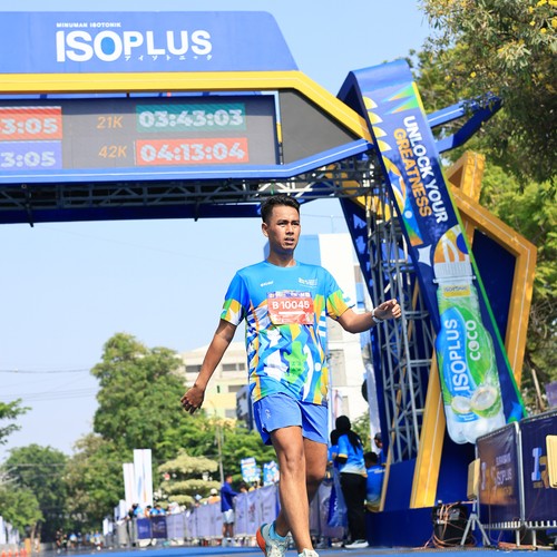 Race photo from SURABAYA ISOPLUS MARATHON 2026