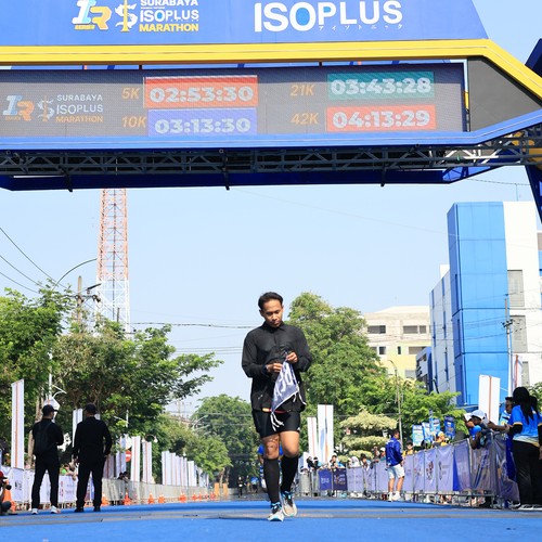 Race photo from SURABAYA ISOPLUS MARATHON 2026