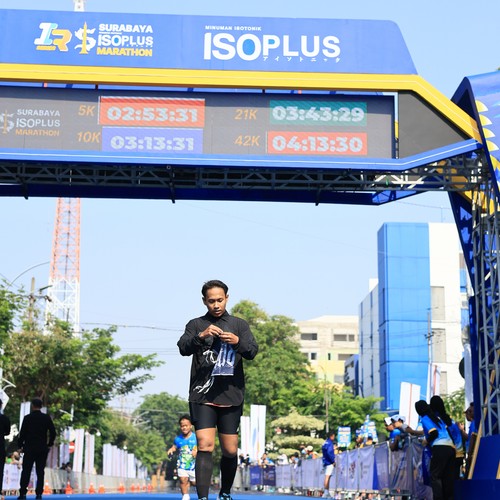 Race photo from SURABAYA ISOPLUS MARATHON 2026