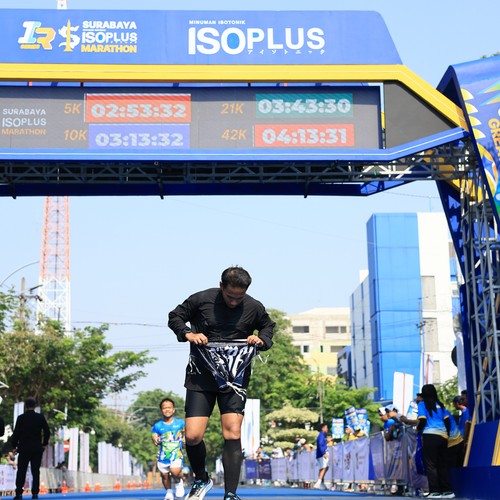 Race photo from SURABAYA ISOPLUS MARATHON 2026