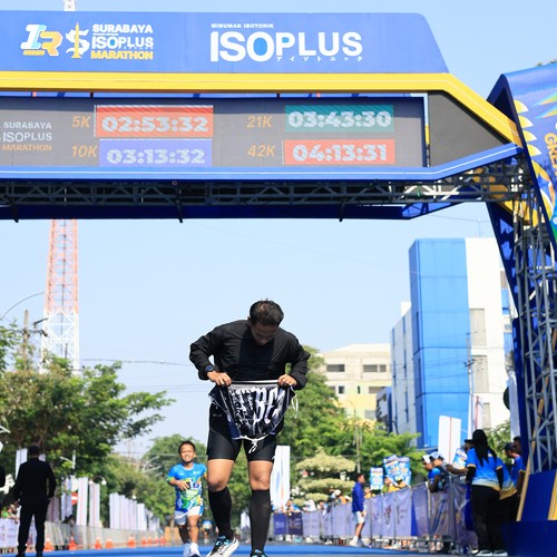 Race photo from SURABAYA ISOPLUS MARATHON 2026