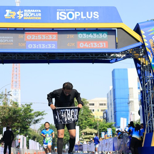 Race photo from SURABAYA ISOPLUS MARATHON 2026