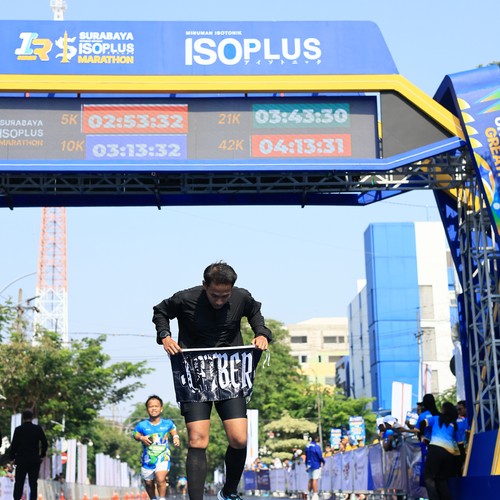 Race photo from SURABAYA ISOPLUS MARATHON 2026