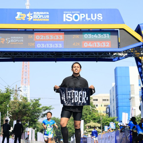 Race photo from SURABAYA ISOPLUS MARATHON 2026