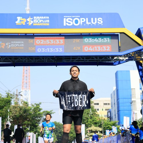 Race photo from SURABAYA ISOPLUS MARATHON 2026