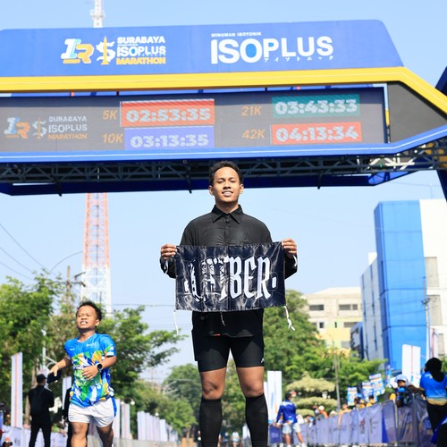 Race photo from SURABAYA ISOPLUS MARATHON 2026