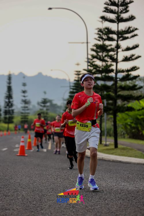 Race photo from CISANGKAN KBP CITY RUN 2025