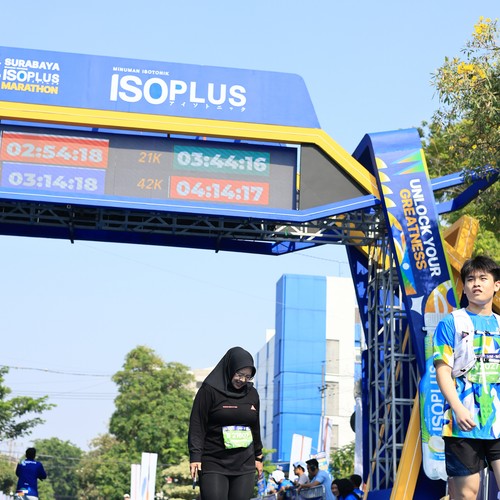 Race photo from SURABAYA ISOPLUS MARATHON 2026