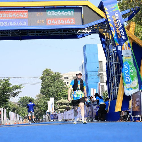 Race photo from SURABAYA ISOPLUS MARATHON 2026