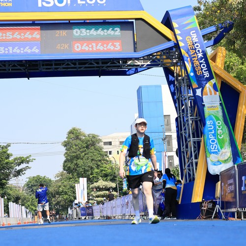Race photo from SURABAYA ISOPLUS MARATHON 2026