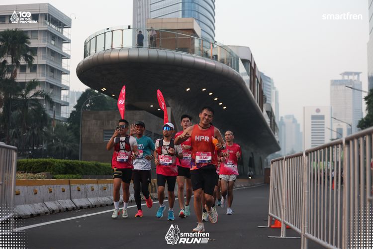 Race photo from Smartfren Run 2025 
