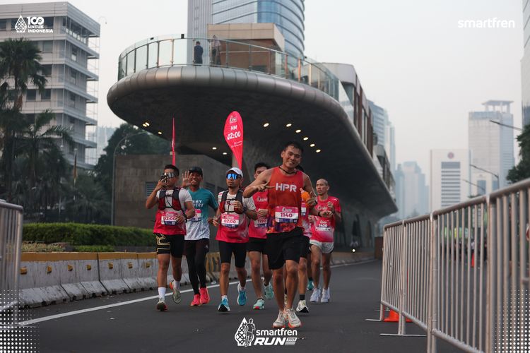 Race photo from Smartfren Run 2025 