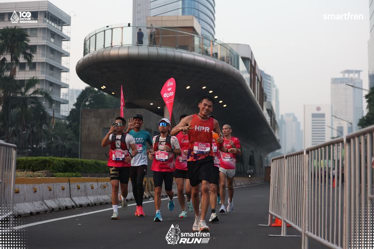 Race photo from Smartfren Run 2025 