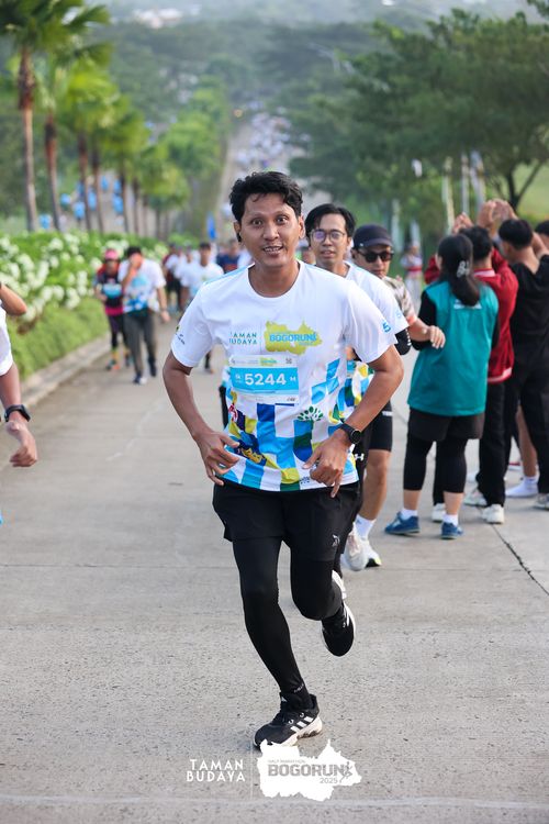 Race photo from Taman Budaya x BOGORUN 2025