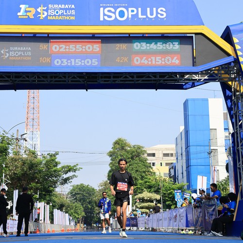 Race photo from SURABAYA ISOPLUS MARATHON 2026