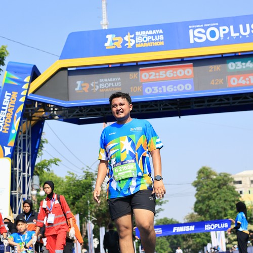 Race photo from SURABAYA ISOPLUS MARATHON 2026