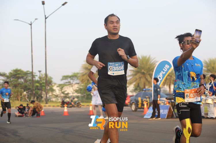 Race photo from ISOPLUS RUN 2025 - JAKARTA
