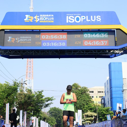 Race photo from SURABAYA ISOPLUS MARATHON 2026