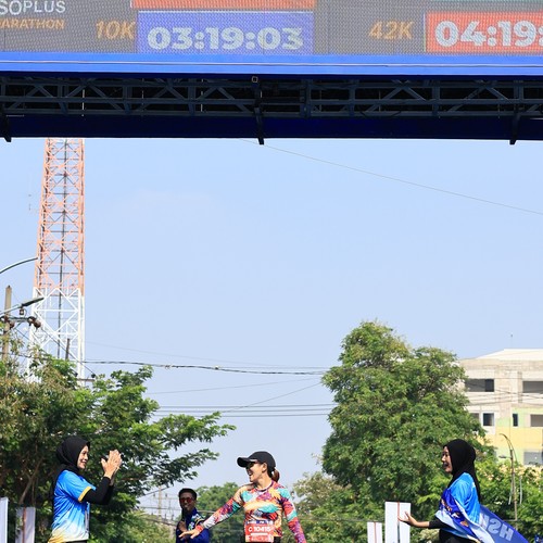 Race photo from SURABAYA ISOPLUS MARATHON 2026