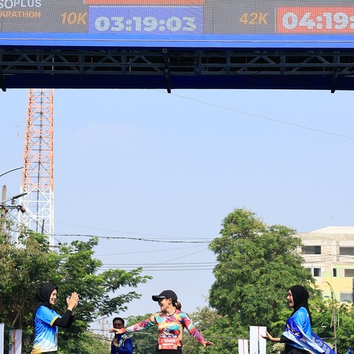 Race photo from SURABAYA ISOPLUS MARATHON 2026