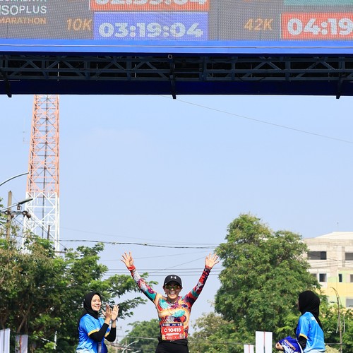 Race photo from SURABAYA ISOPLUS MARATHON 2026