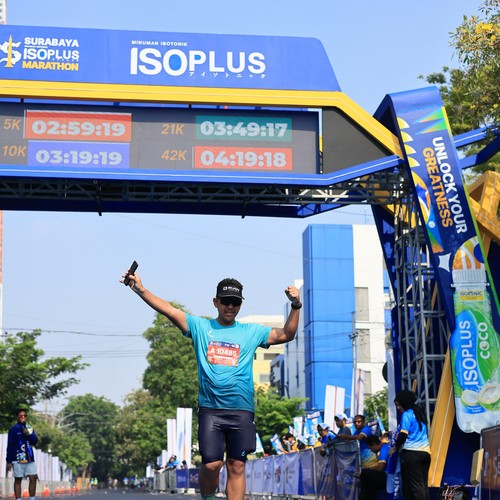 Race photo from SURABAYA ISOPLUS MARATHON 2026