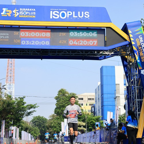 Race photo from SURABAYA ISOPLUS MARATHON 2026
