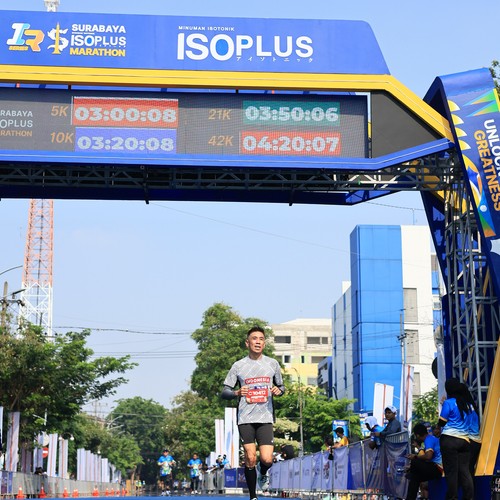 Race photo from SURABAYA ISOPLUS MARATHON 2026