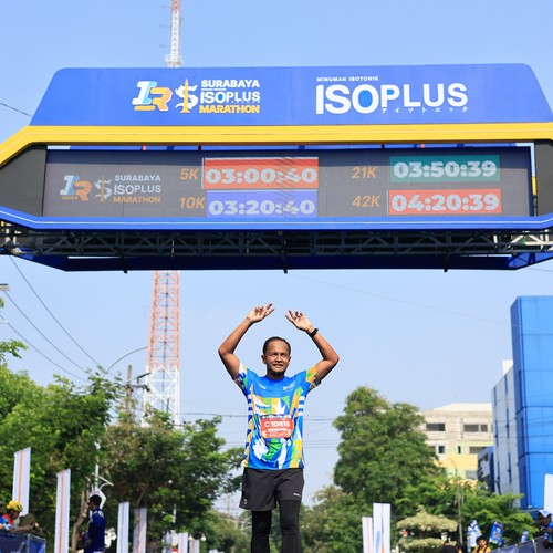 Race photo from SURABAYA ISOPLUS MARATHON 2026