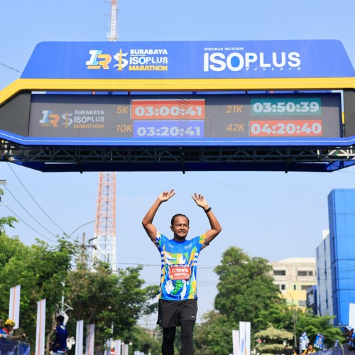Race photo from SURABAYA ISOPLUS MARATHON 2026