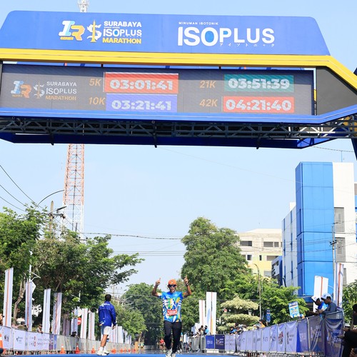 Race photo from SURABAYA ISOPLUS MARATHON 2026